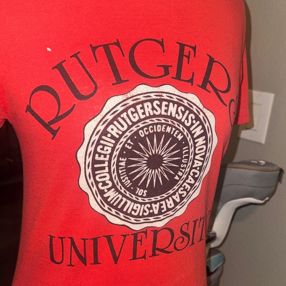 Vintage Red Rutgers University T-Shirt Red & Black Soft Shortsleeve Shirt Small - Picture 5 of 6